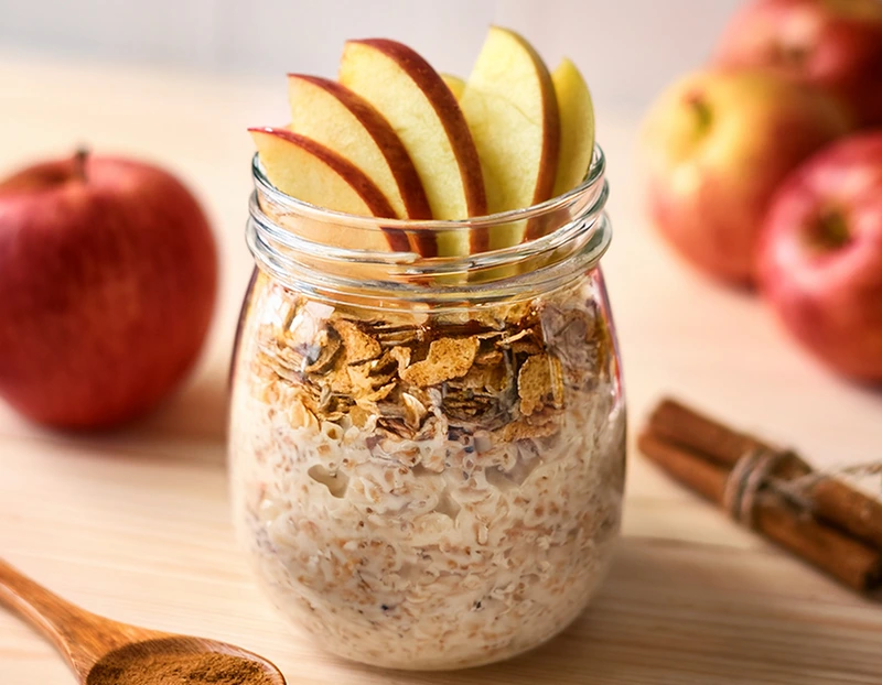 Overnight oats pomme-cannelle